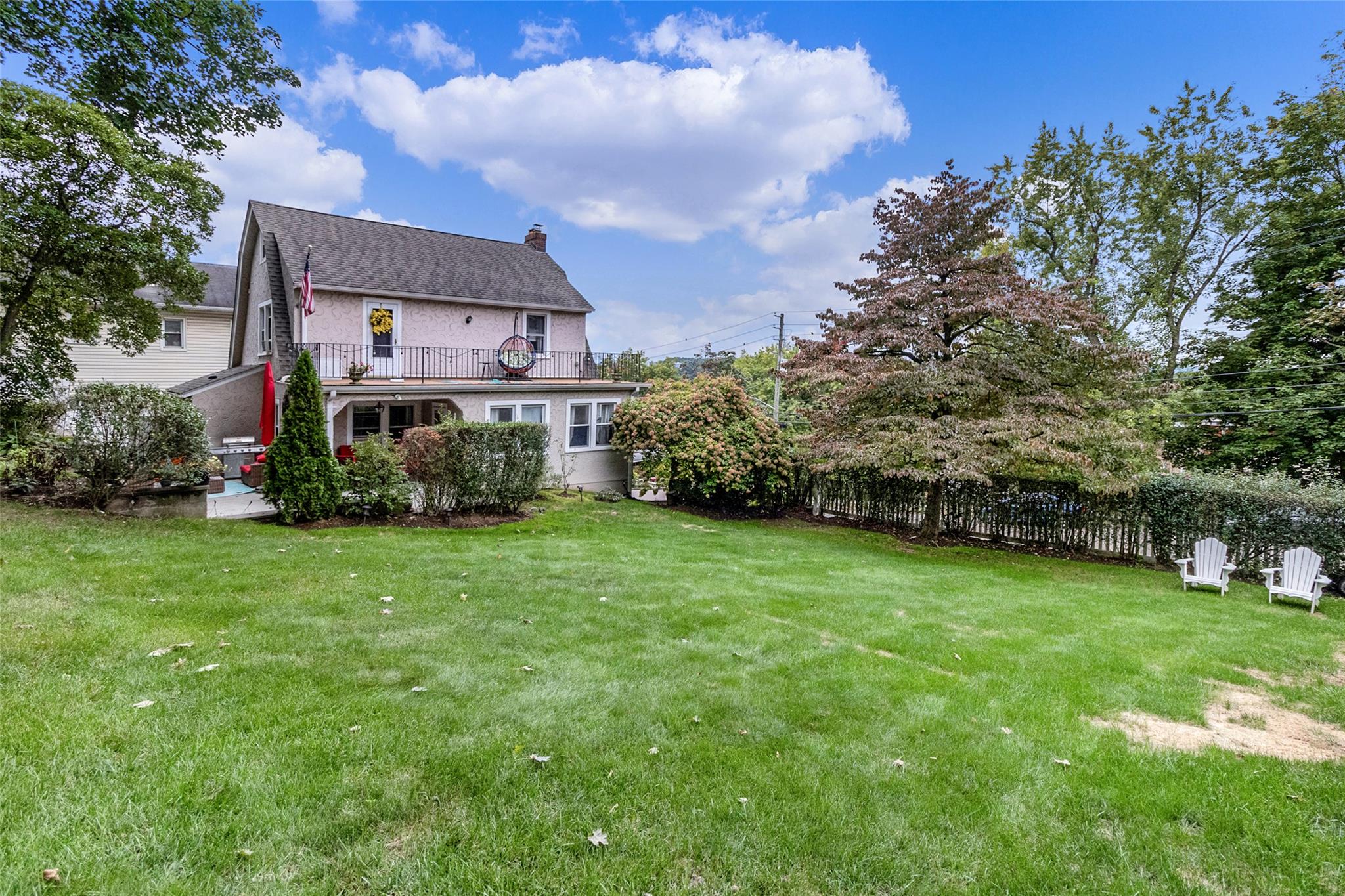 White Plains, New York 10603, United States, 3 Bedrooms Bedrooms, ,3 BathroomsBathrooms,Residential,Pending,25380