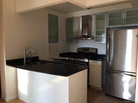 Condo For Rent - 30-80 21st Street #5B<br/> Astoria, NY 11102
