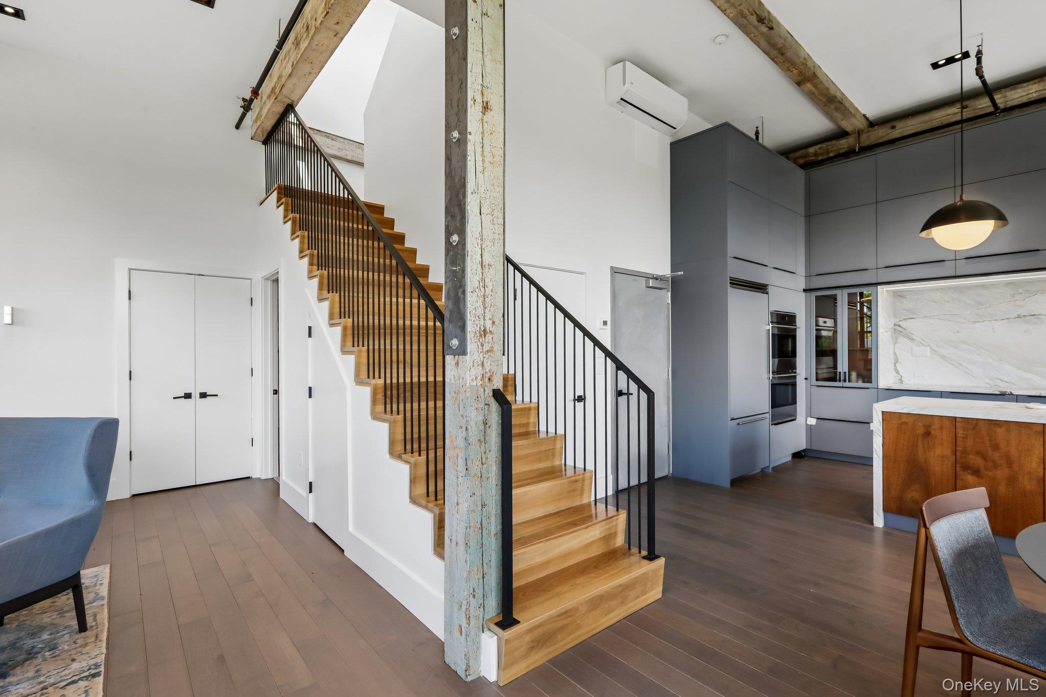 1 E Main Street 401