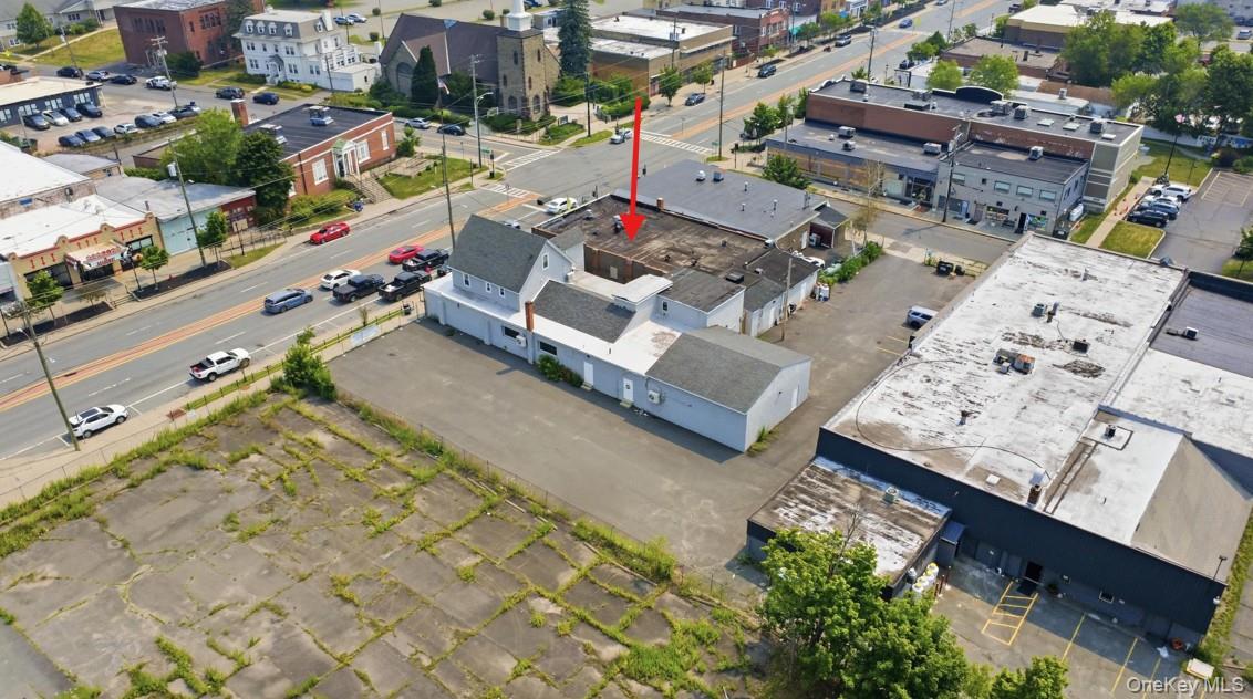 493 Broadway