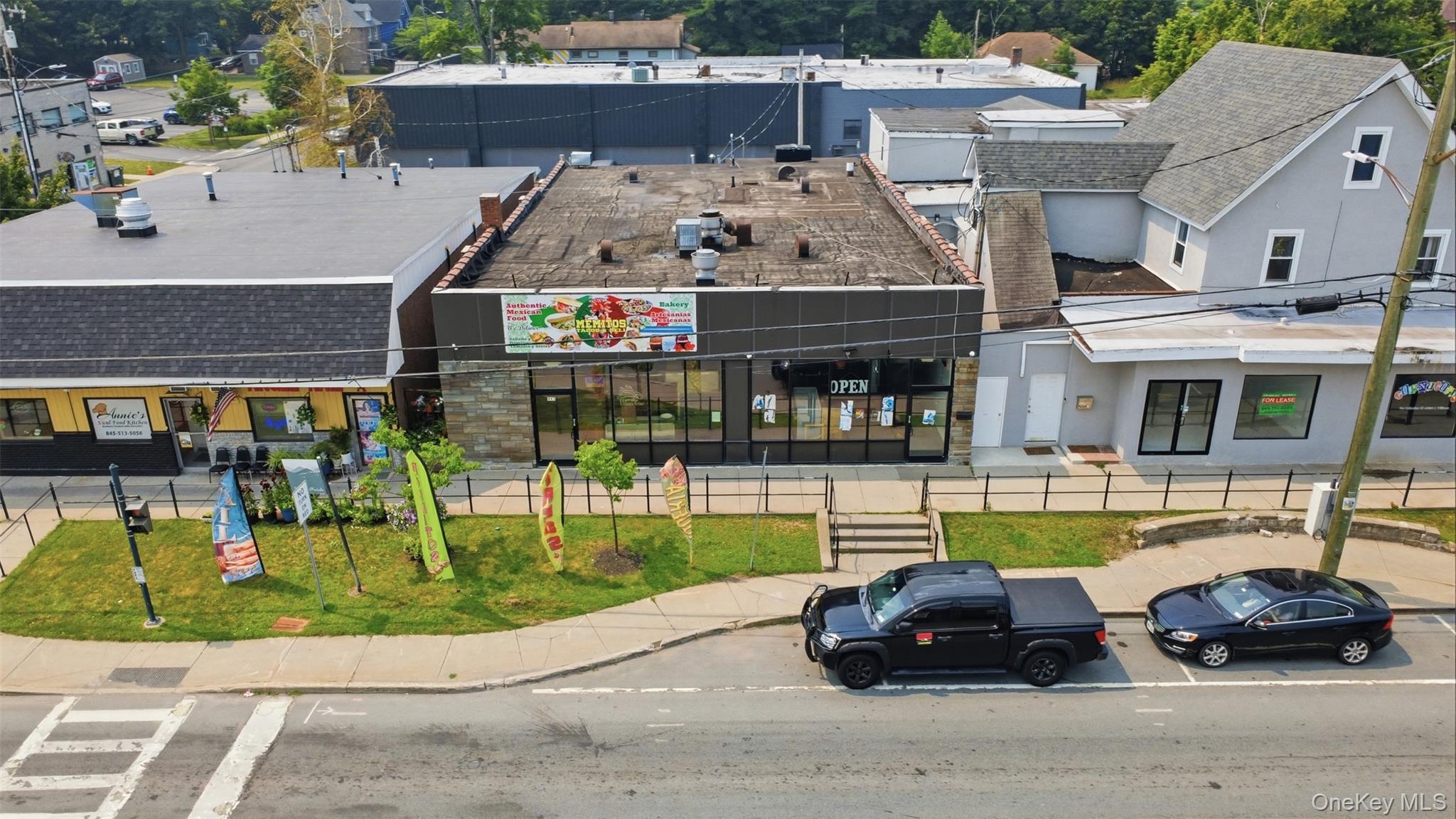 493 Broadway