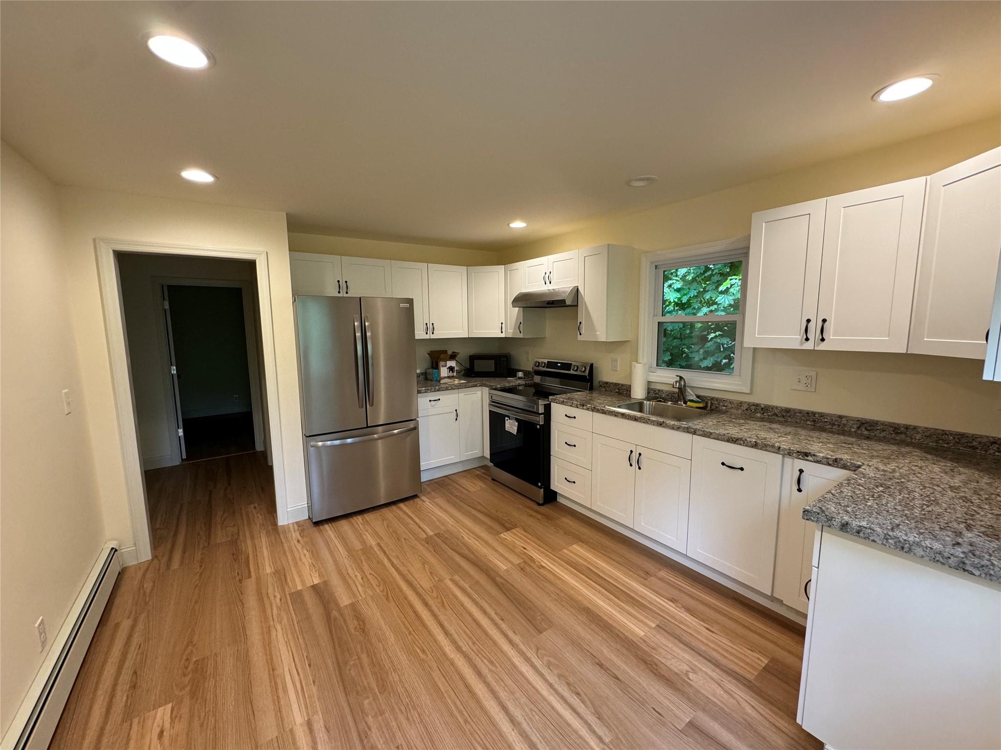 Rental Property at Lake Drive, Lake Peekskill, New York - Bedrooms: 2 
Bathrooms: 1 
Rooms: 4  - $2,950 MO.
