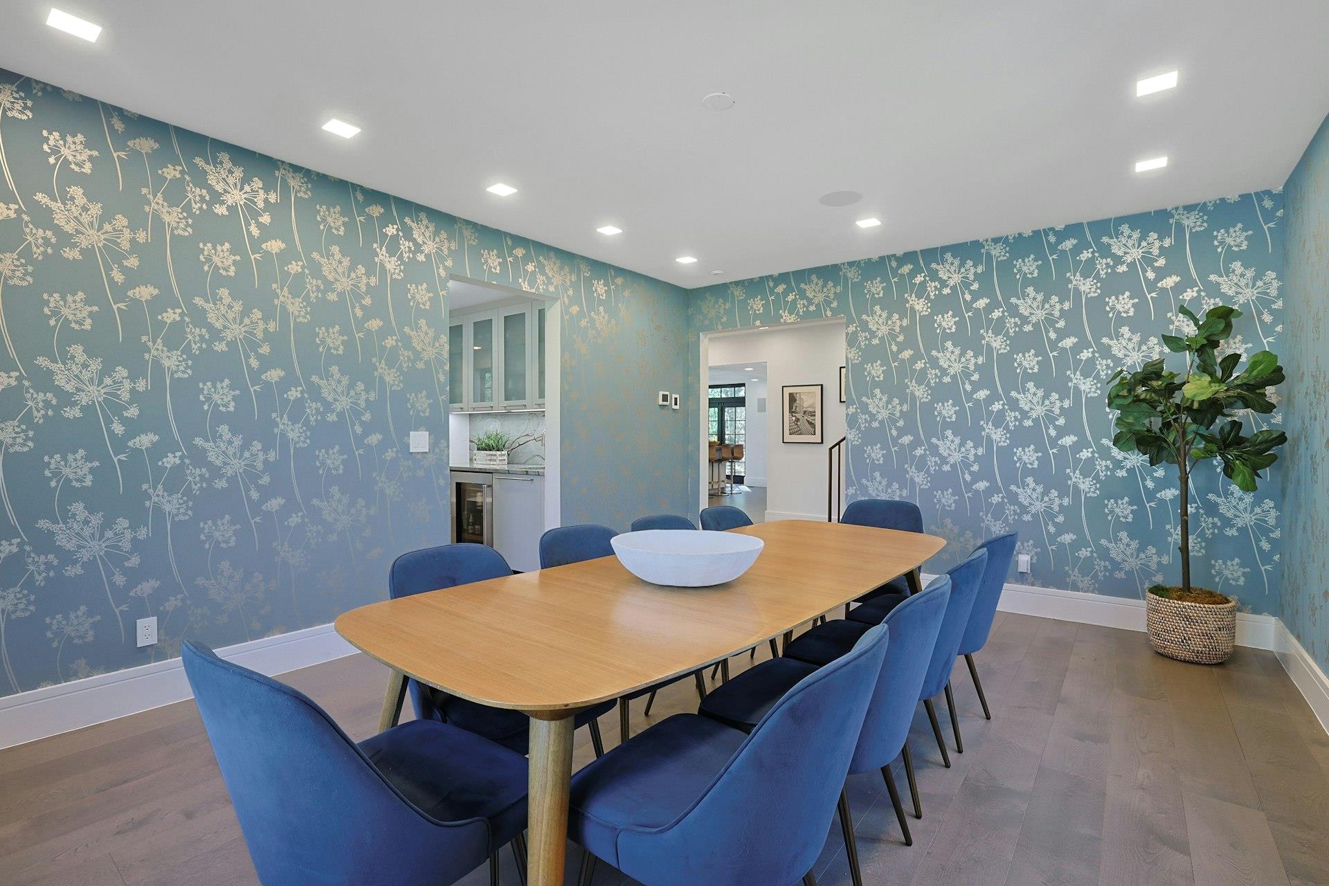 165 Valley Road, New Rochelle, New York image 8