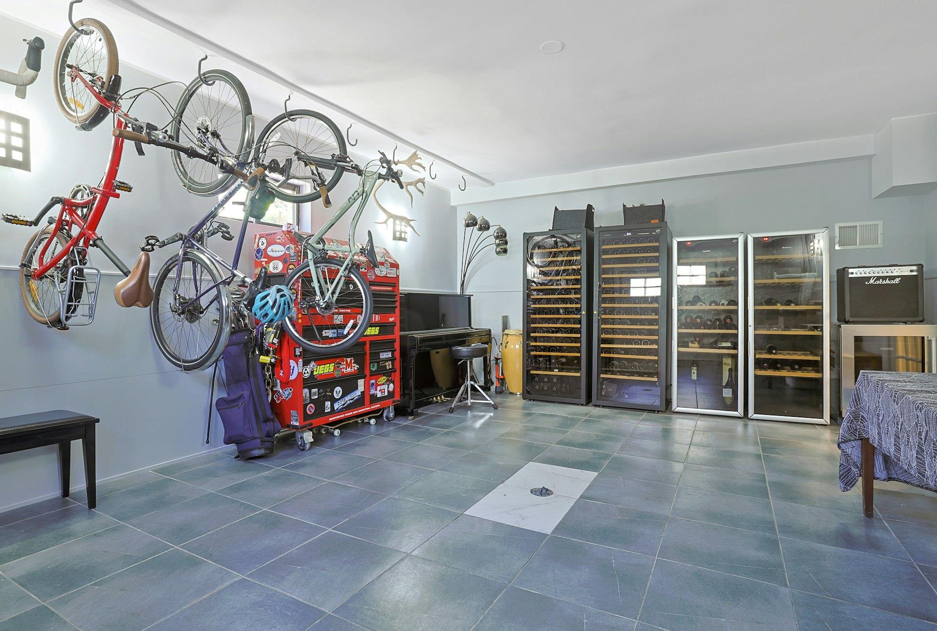 165 Valley Road, New Rochelle, New York image 40