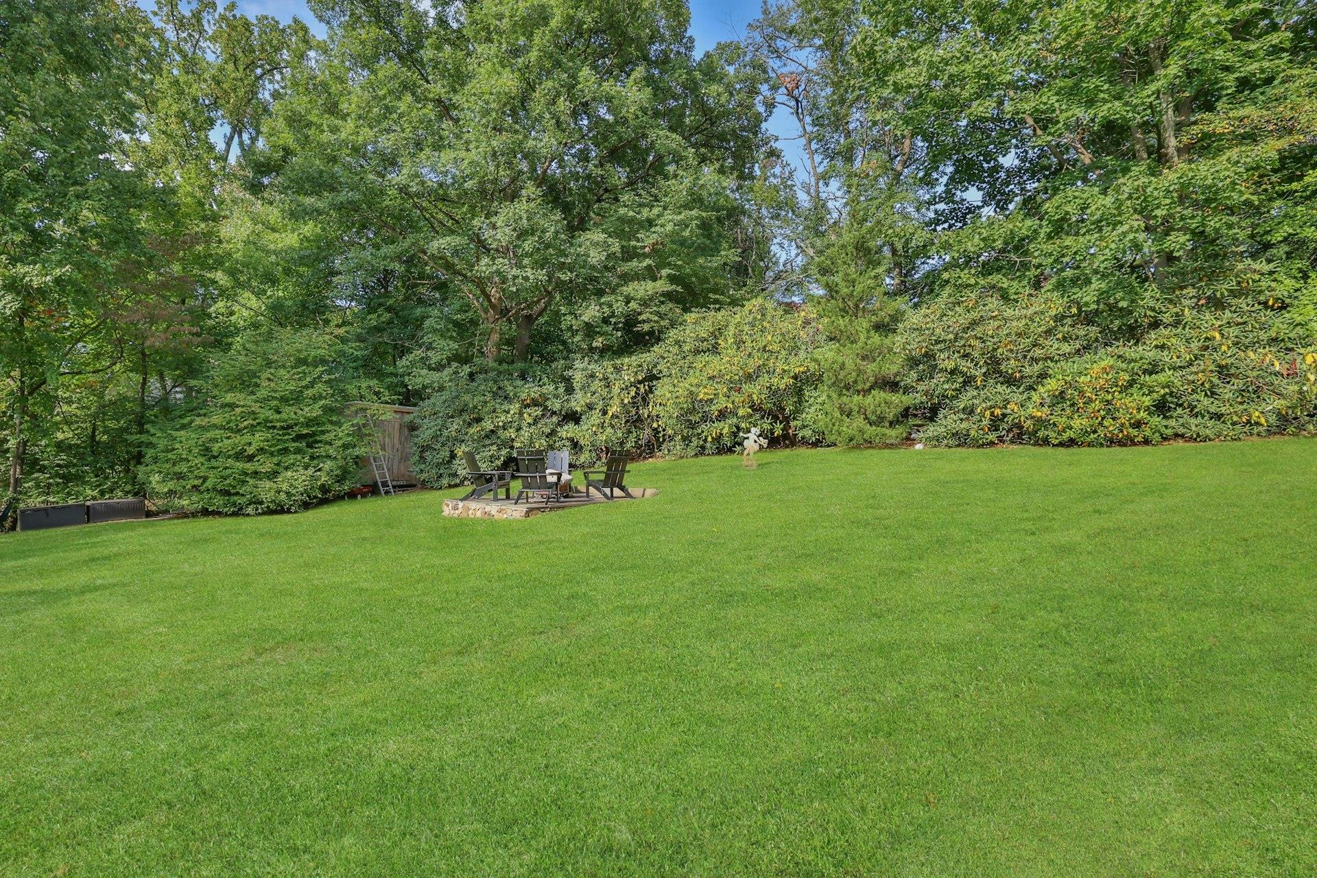165 Valley Road, New Rochelle, New York image 46