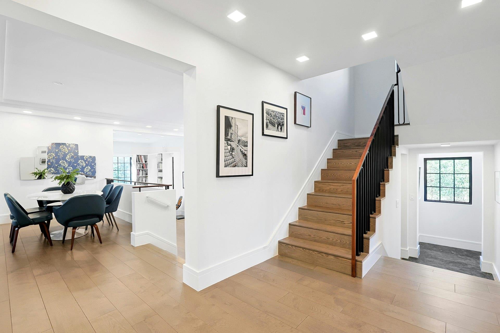 165 Valley Road, New Rochelle, New York image 24