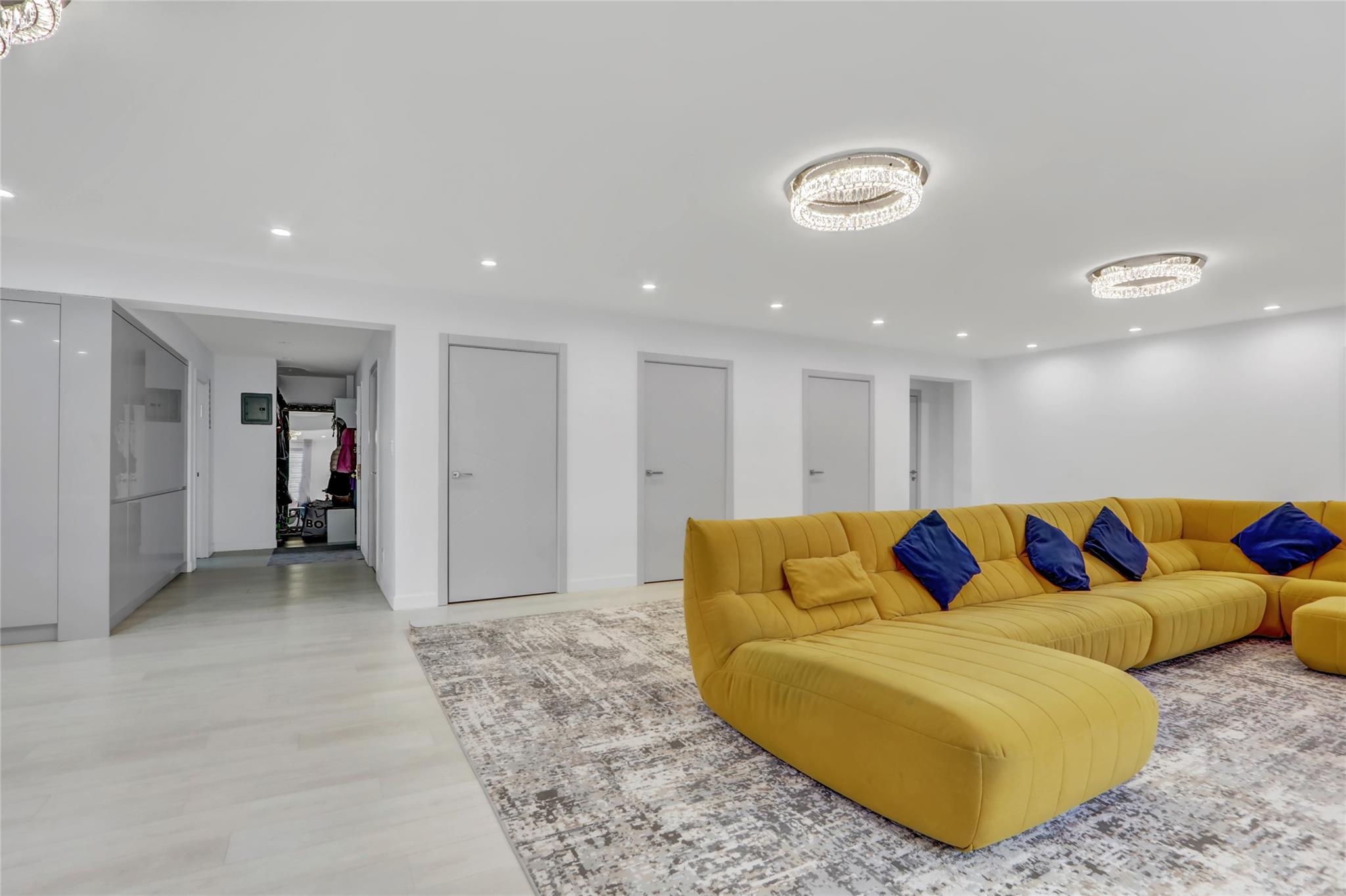 100-25 Queens Boulevard #7MN, Forest Hills, New York image 5