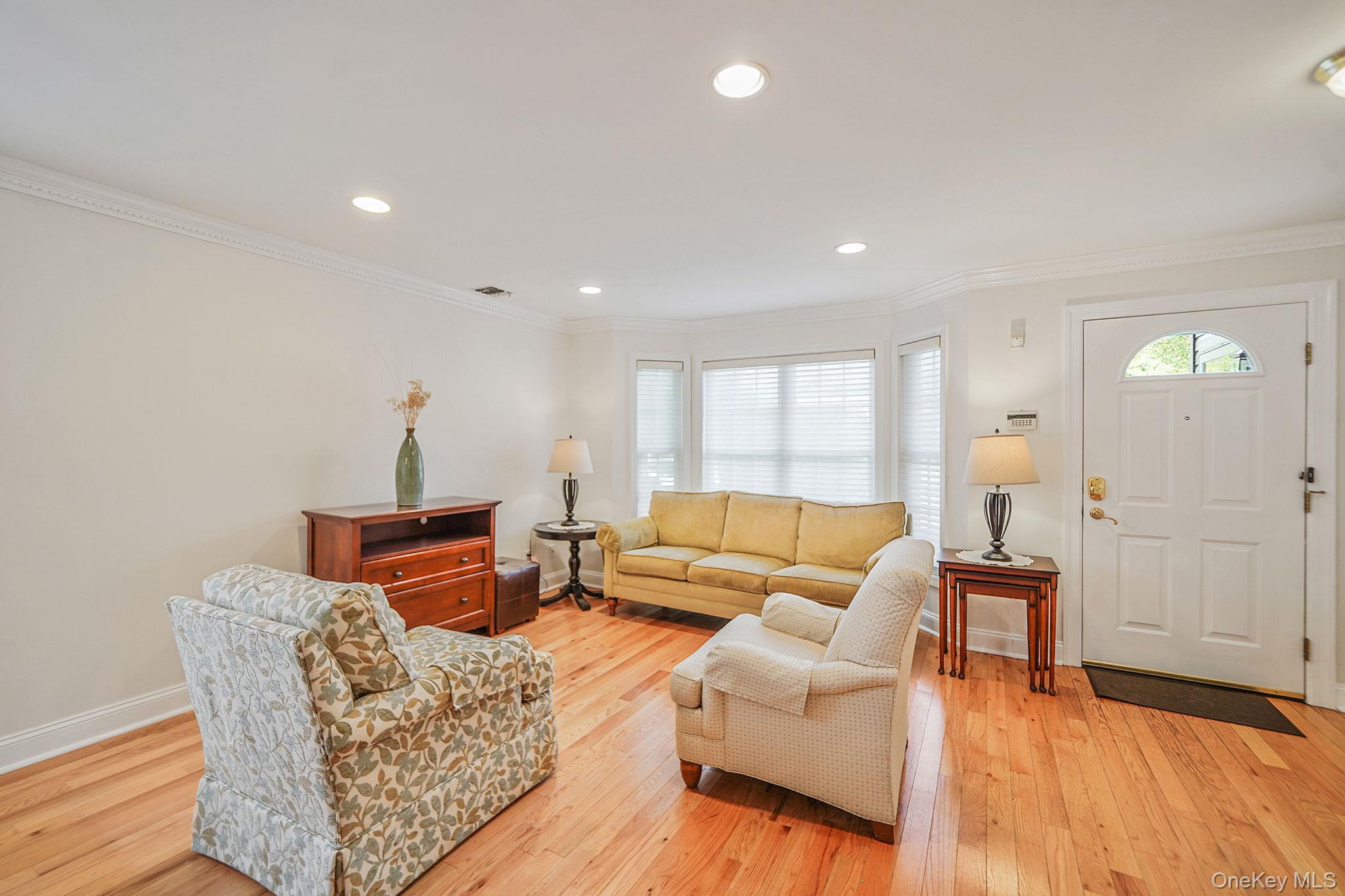 935 Altessa Boulevard