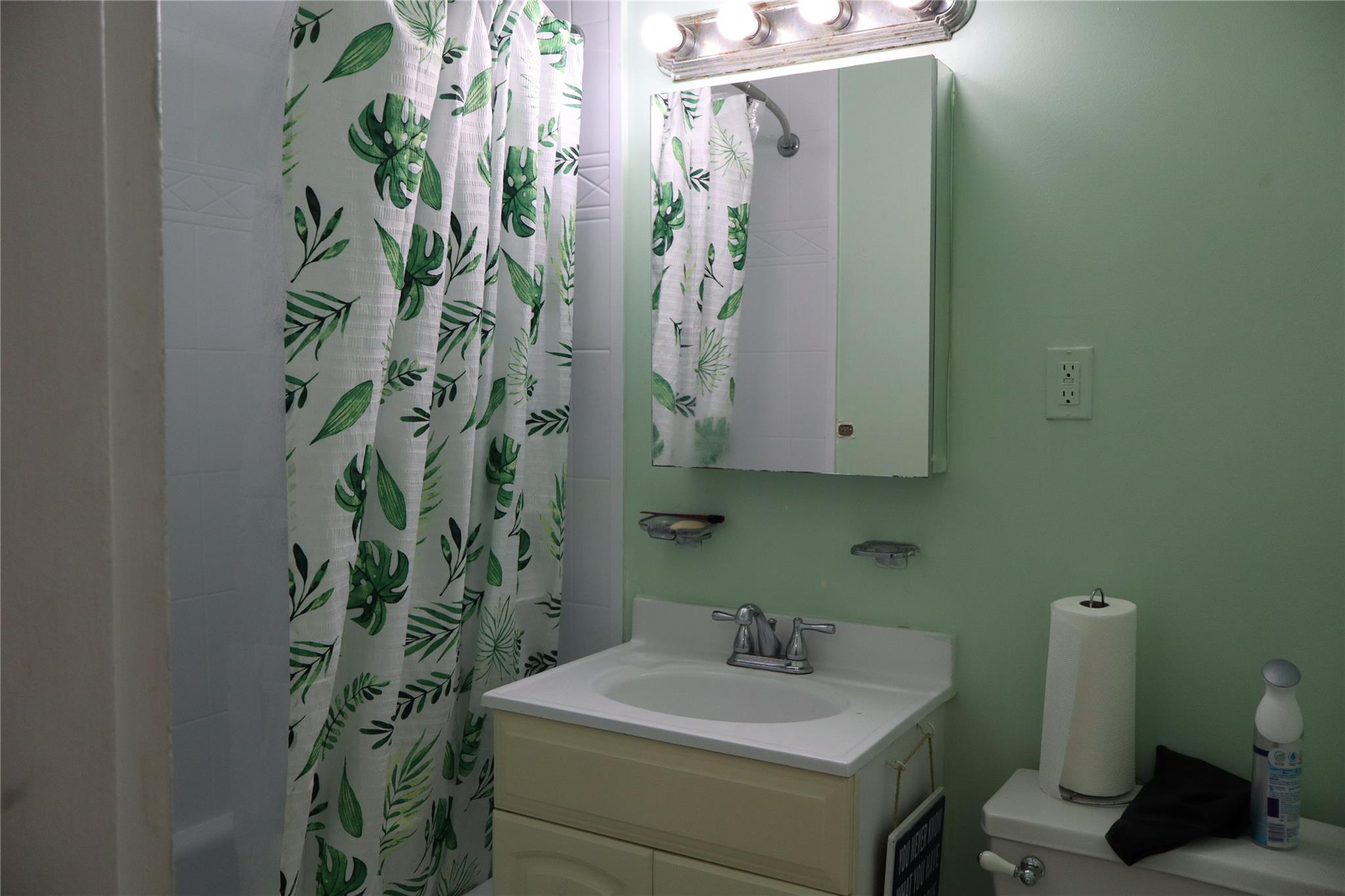 30 S Cole Ave Ave #LD, Spring Valley, New York image 9