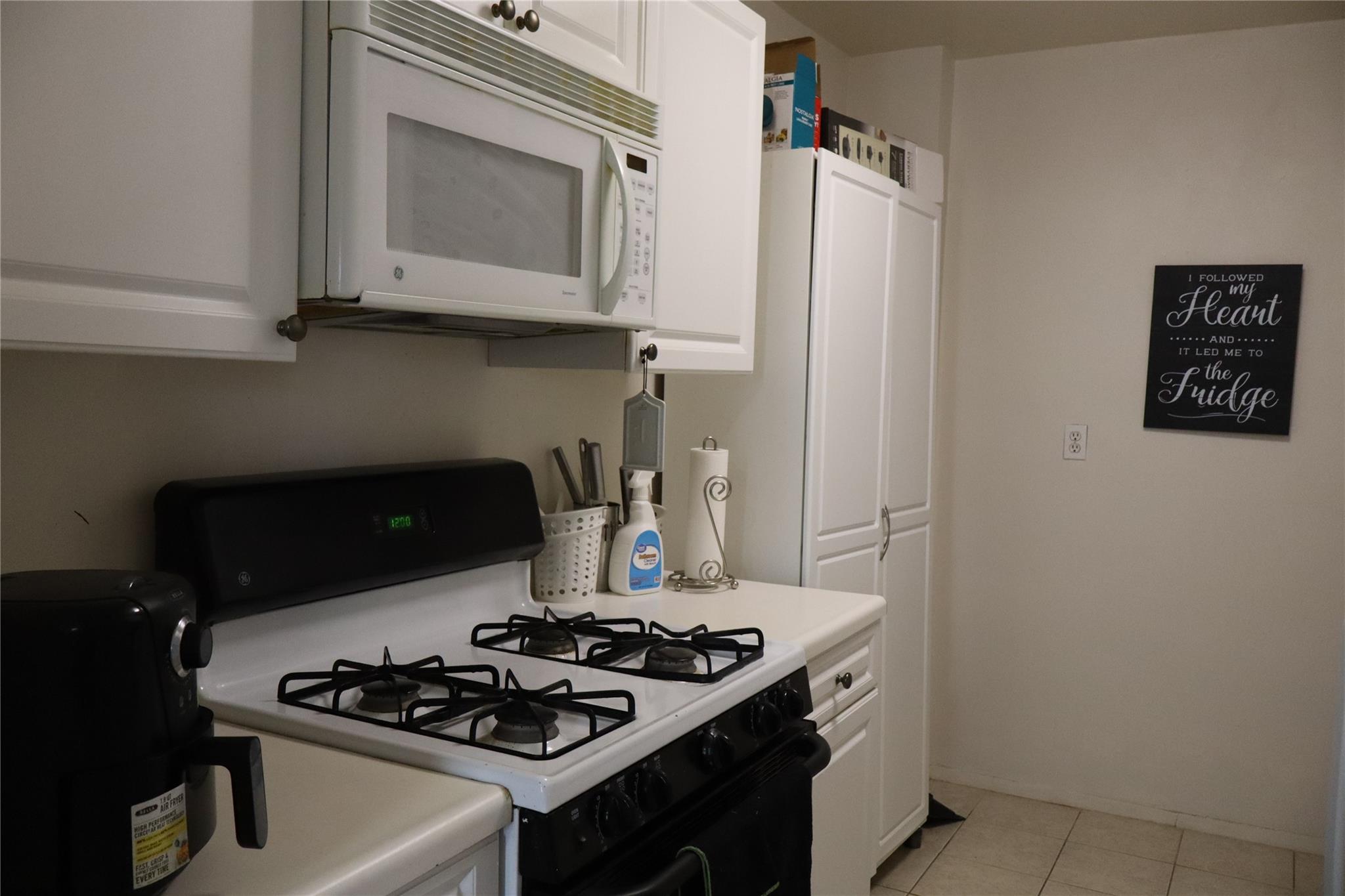 30 S Cole Ave Ave #LD, Spring Valley, New York image 2