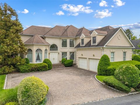 45 Stone Hill Drive S Manhasset NY 11030