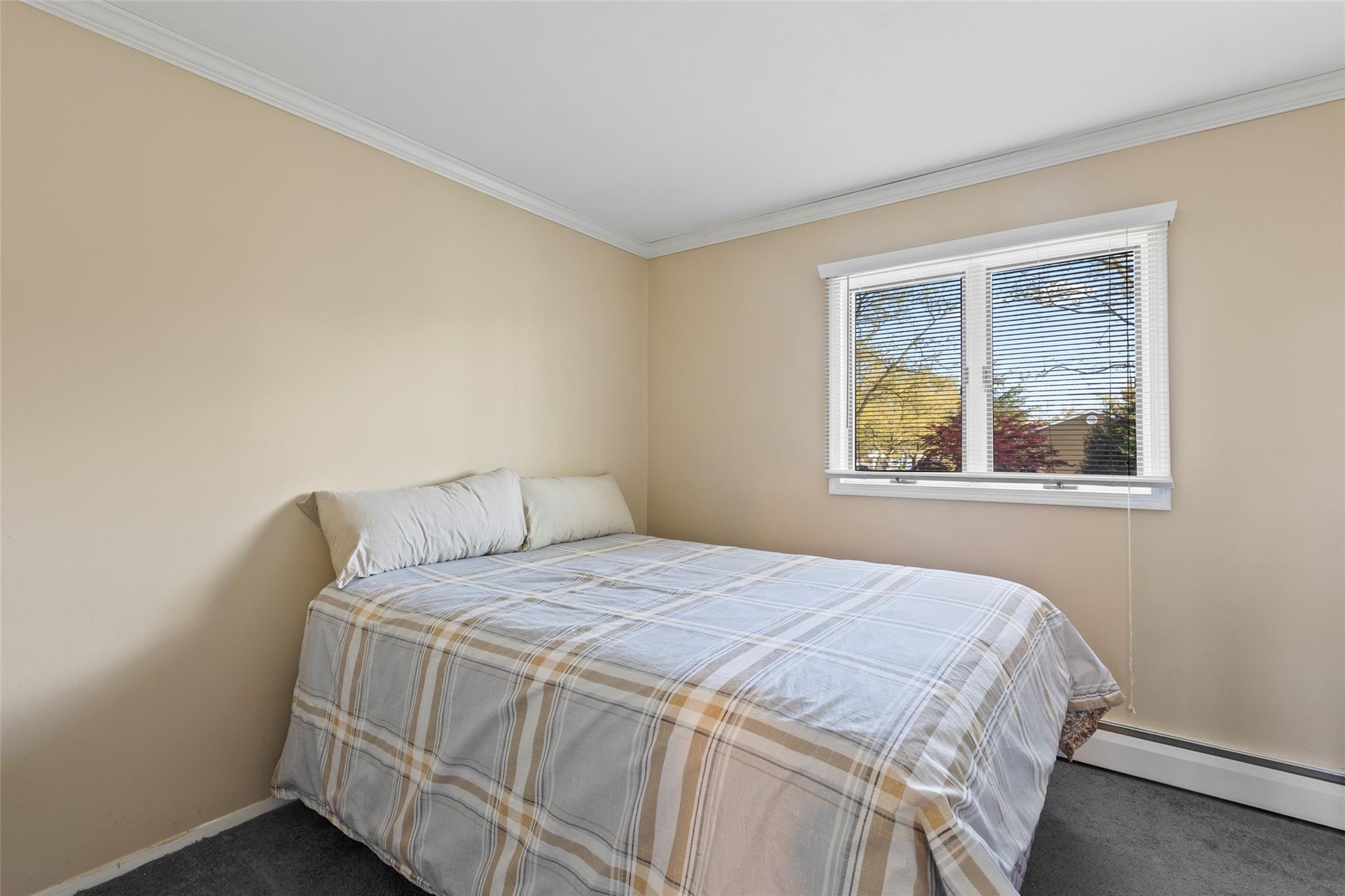 42 Sioux Drive, Commack, New York image 16