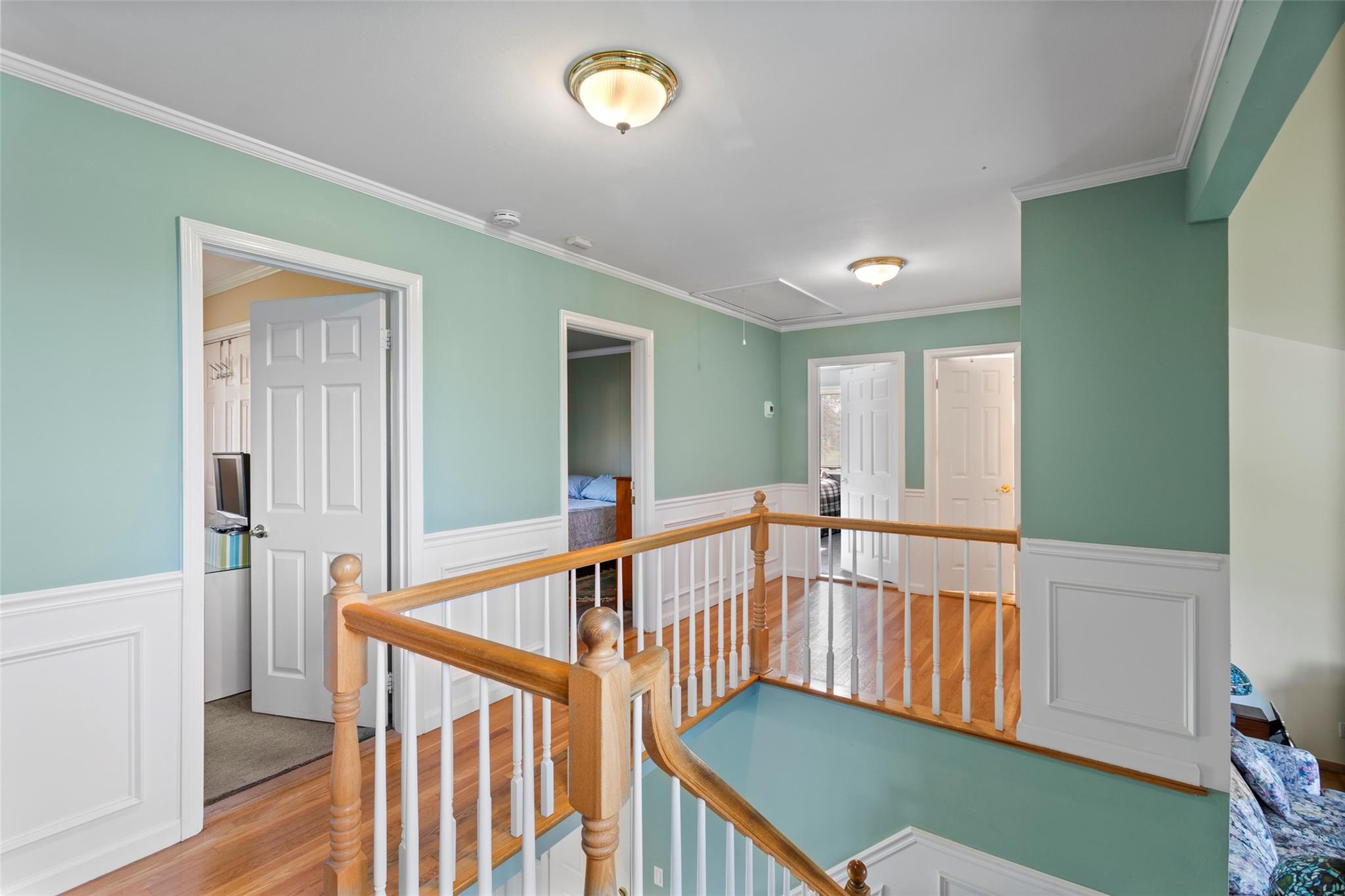 42 Sioux Drive, Commack, New York image 10
