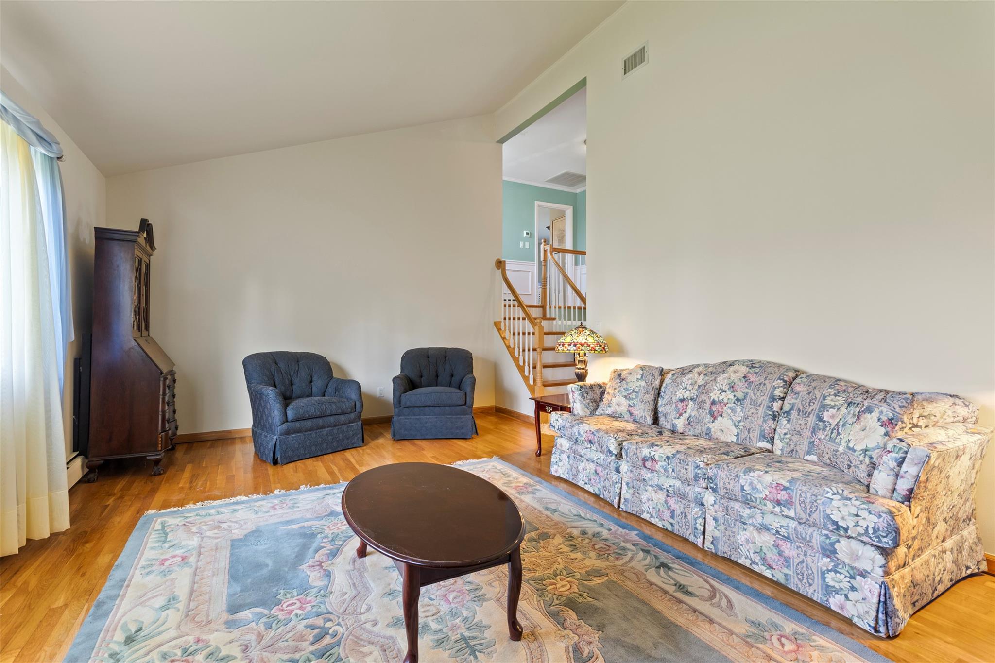 42 Sioux Drive, Commack, New York image 9