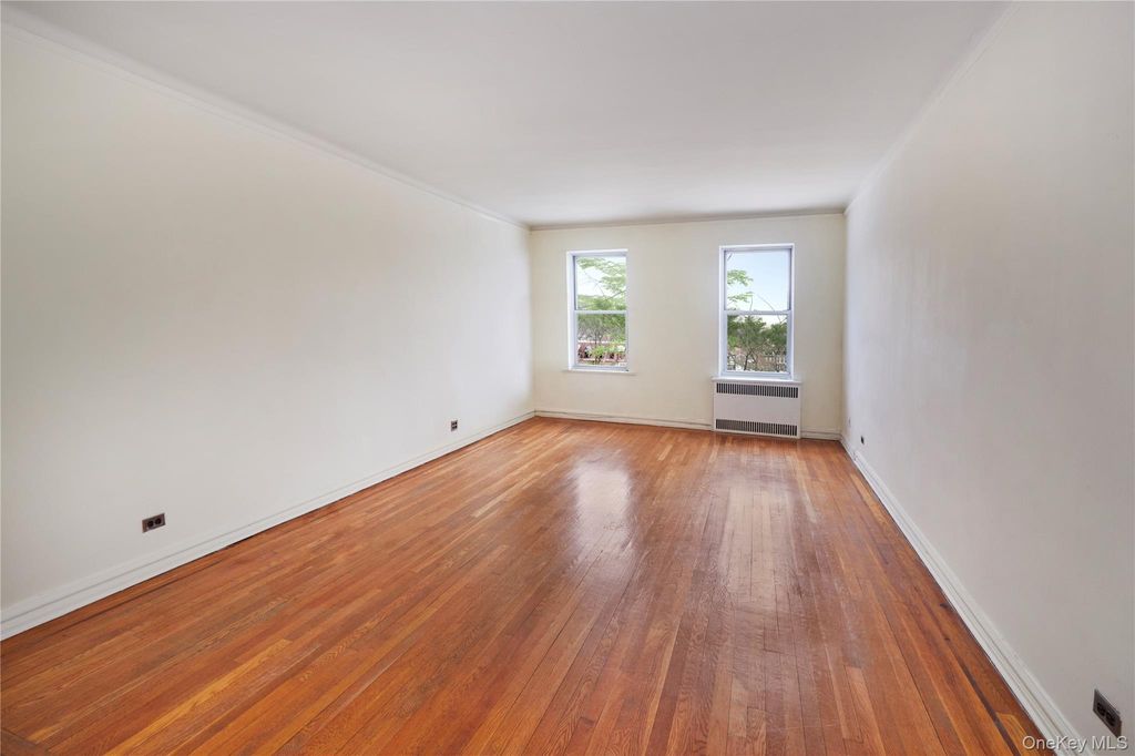 Photo of 7540 Austin Street #5FL, Forest Hills, NY 11375 (MLS # 962564)