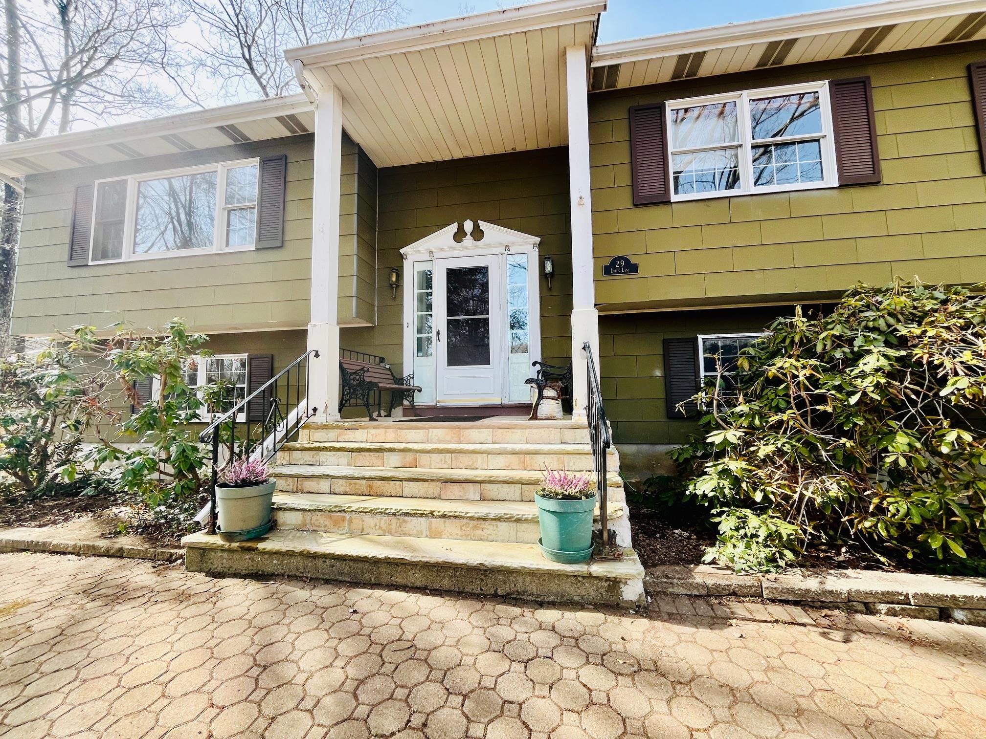 29 Lotus Lane, Monroe, New York image 3