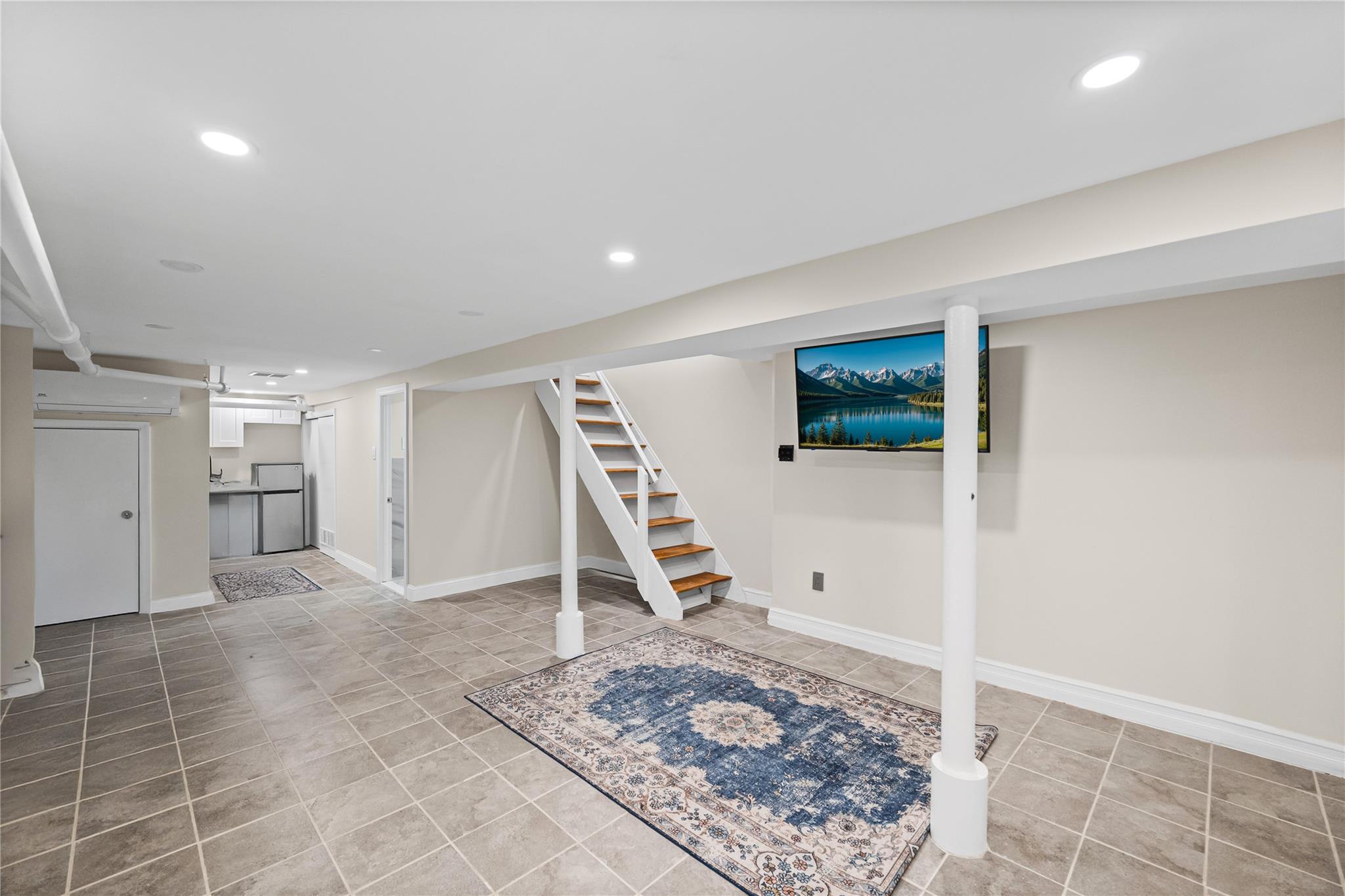 10224 85th Avenue, Richmond Hill, New York image 18