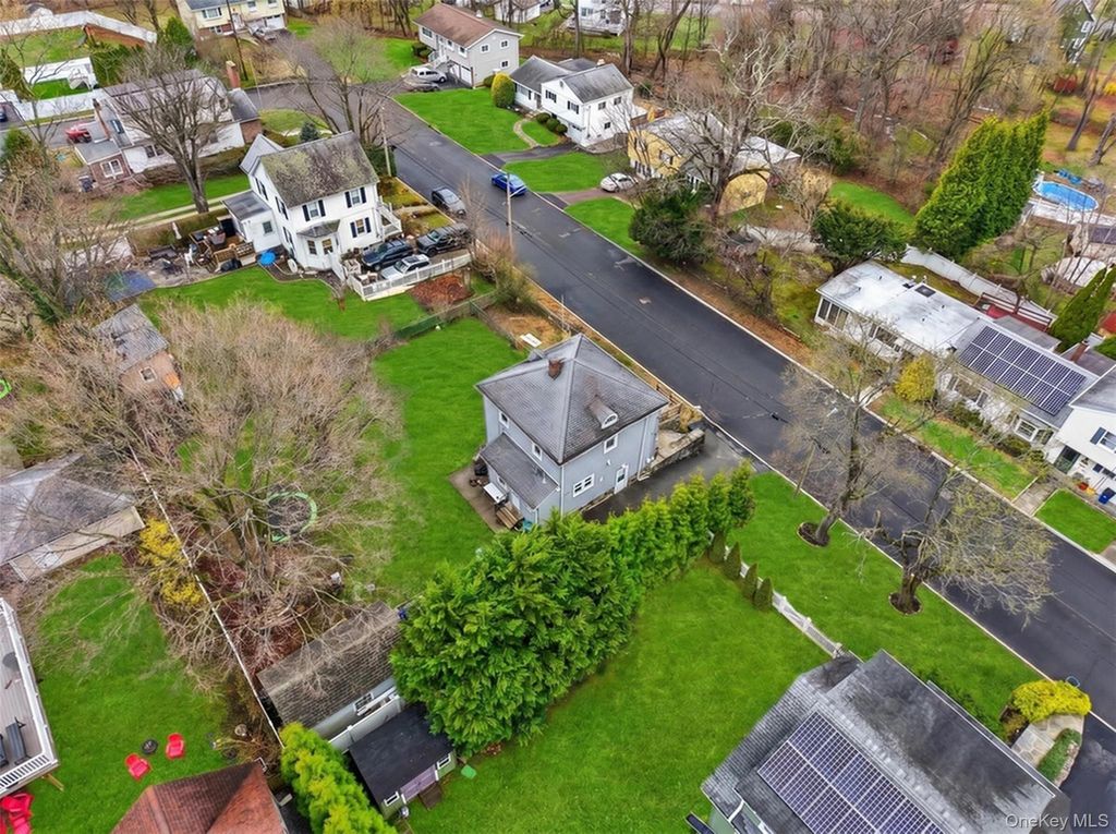 Photo of 215 Gallagher Street, Buchanan, NY 10511 (MLS # 980492)