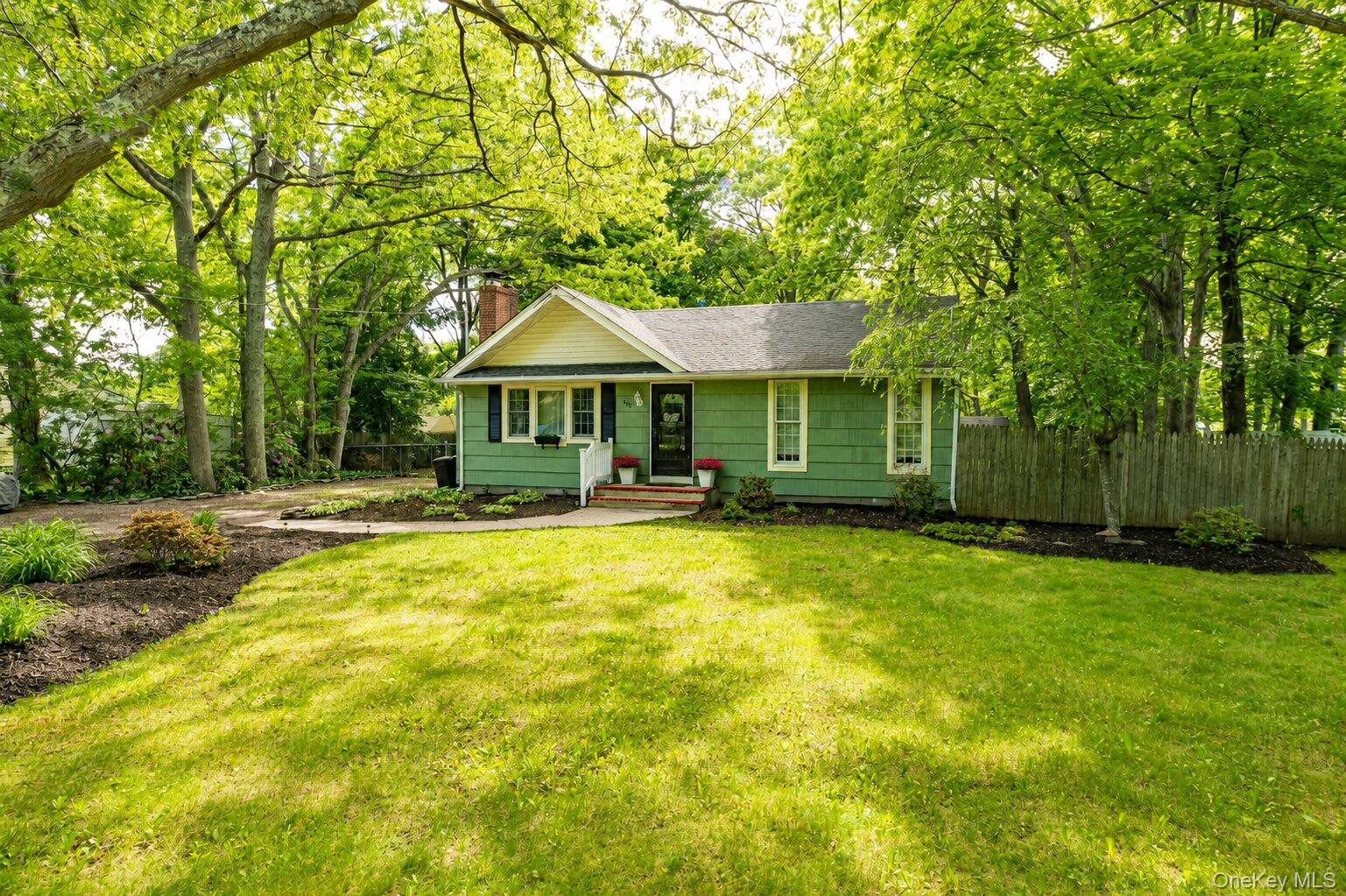 480 Miller Place Road