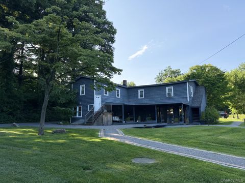 Photo of 60 Westchester Avenue #2, Pound Ridge, NY 10576 (MLS # 1029800)