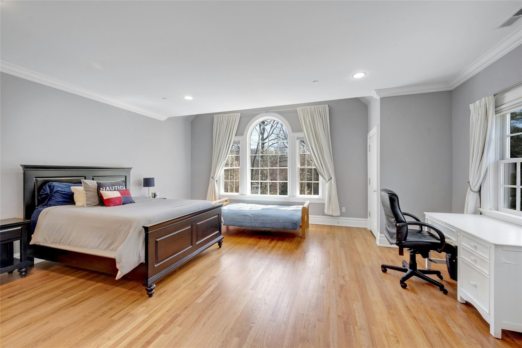 85 Woodlands Road, Harrison, New York image 15