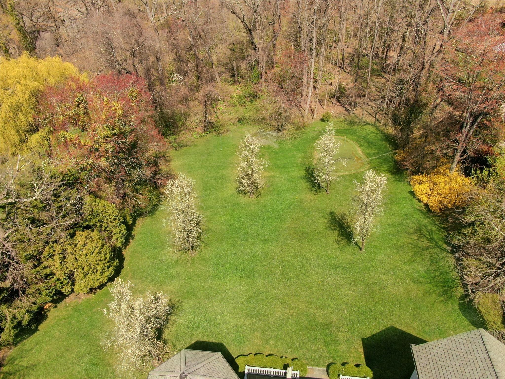 85 Woodlands Road, Harrison, New York image 27