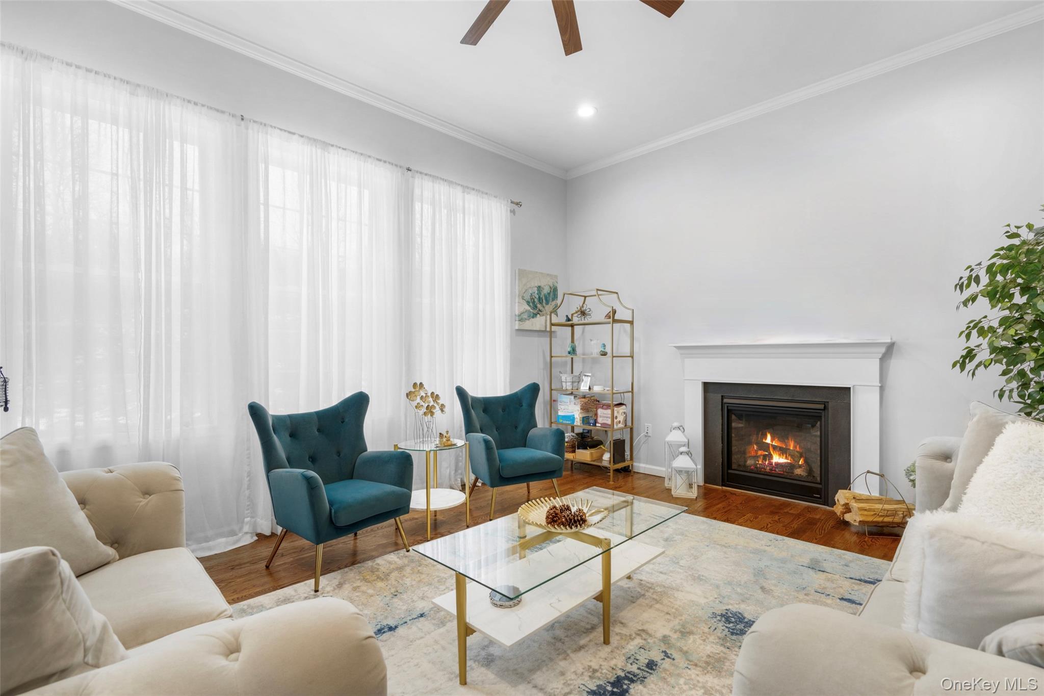 Washingtonville, New York 10992, United States, 4 Bedrooms Bedrooms, ,3 BathroomsBathrooms,Residential,Active,233945