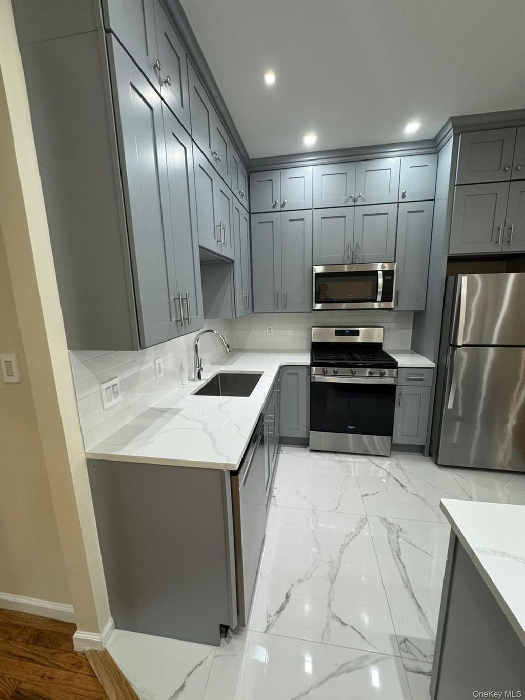 Photo of 423 Beach 9th Street #2nd Floor, Far Rockaway, NY 11691 (MLS # 986093)