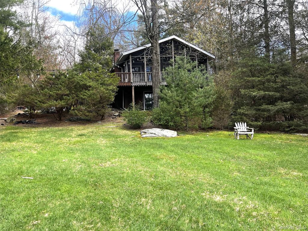 Photo of 61 Lake Shore Drive E, Rock Hill, NY 12775 (MLS # 982784)