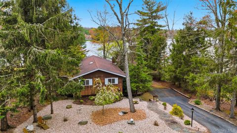 61 Lake Shore Drive E Rock Hill NY 12775
