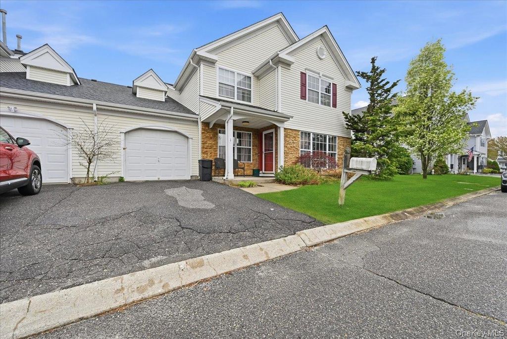 Photo of 10 Casey Lane, Middle Island, NY 11953 (MLS # 985975)