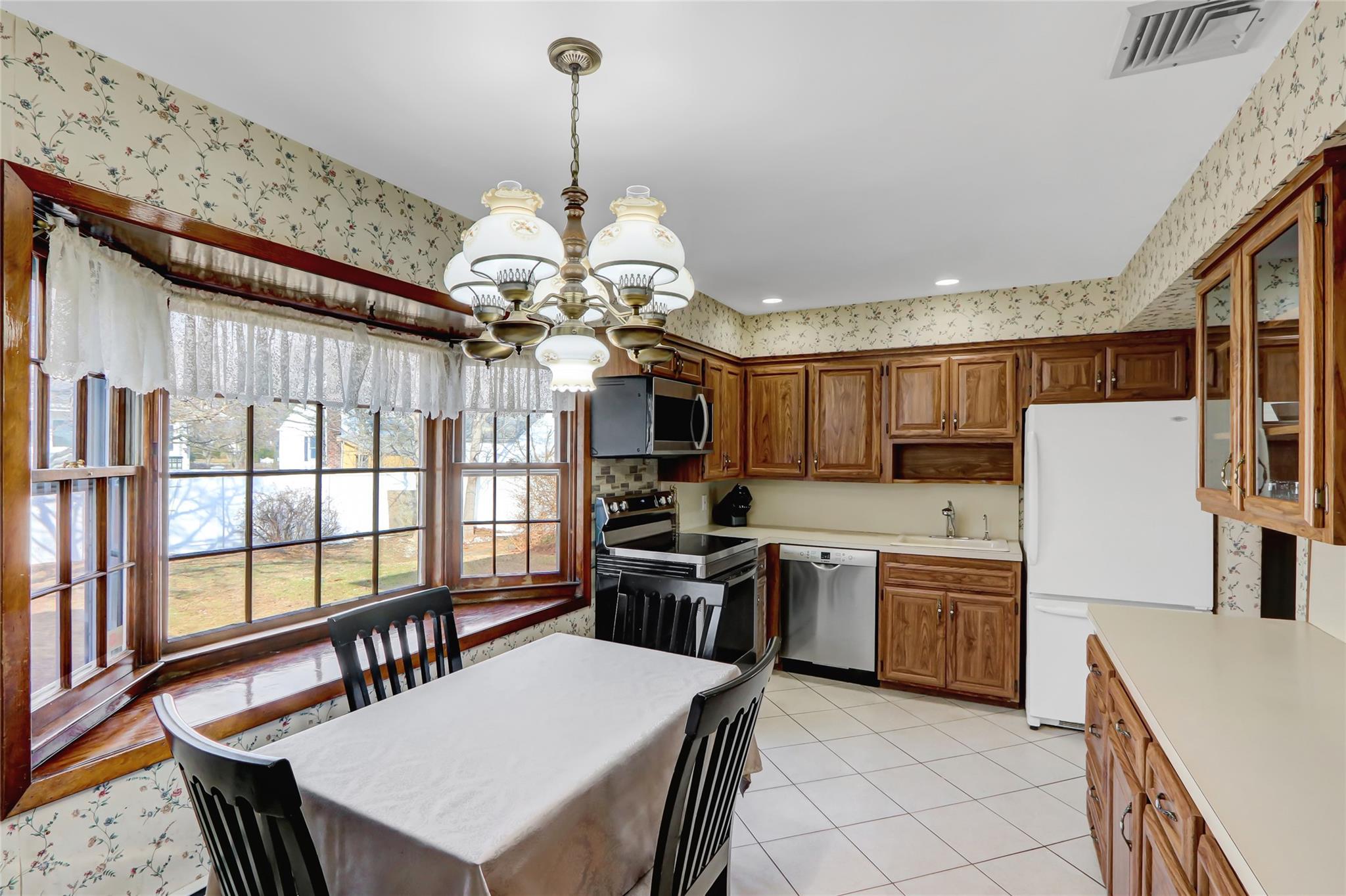 25 Arch Avenue, Oyster Bay, New York image 18