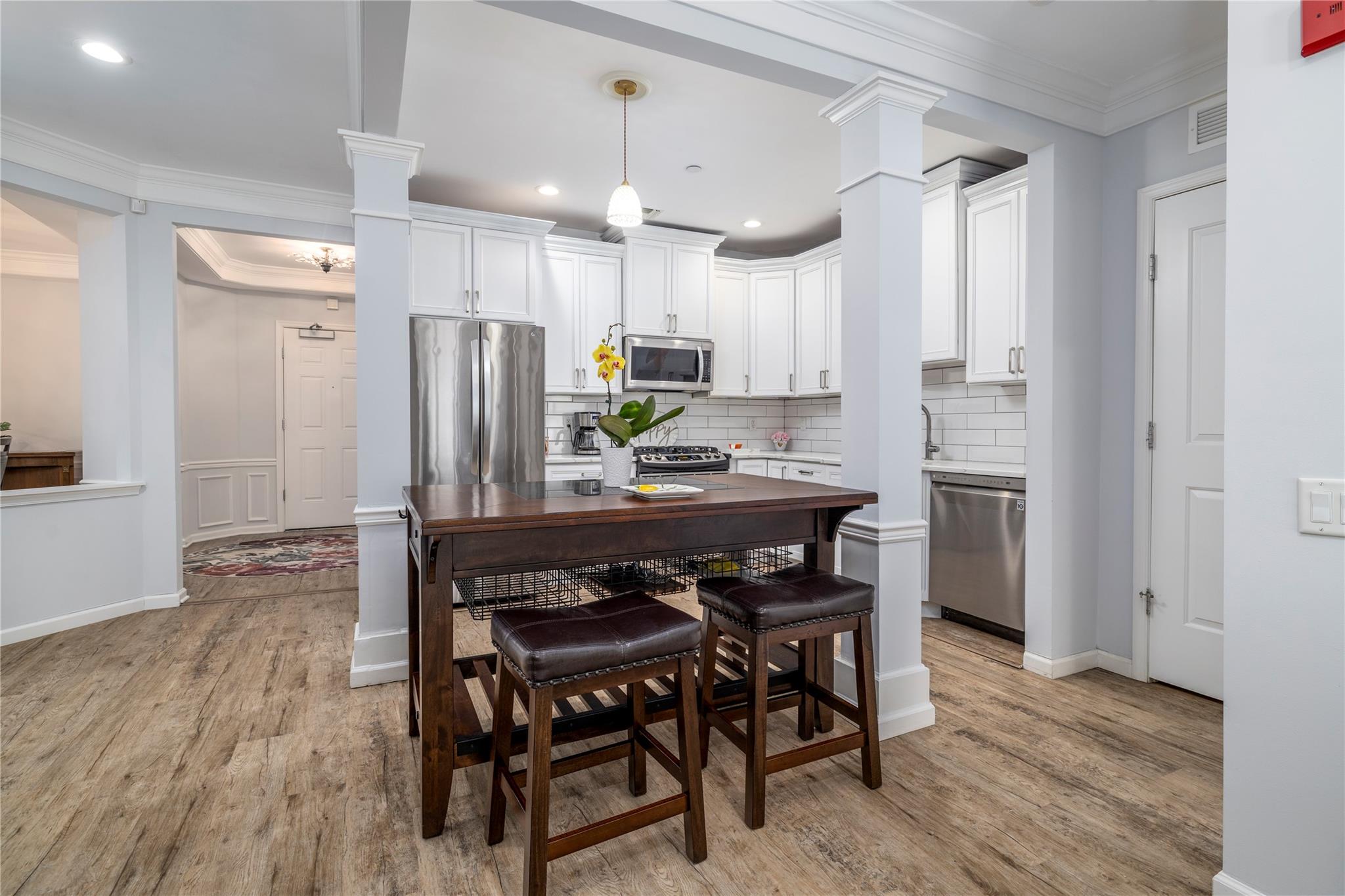 77 Maple Avenue #303, Rockville Centre, New York image 7