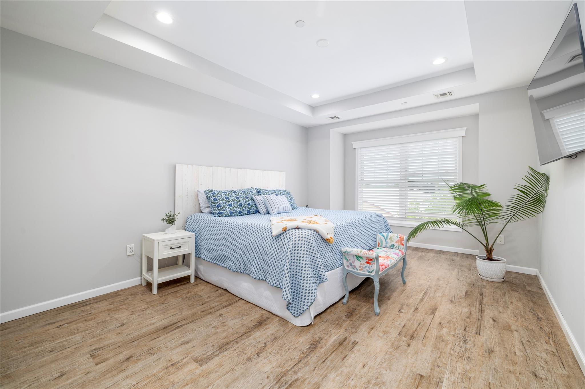 77 Maple Avenue #303, Rockville Centre, New York image 14