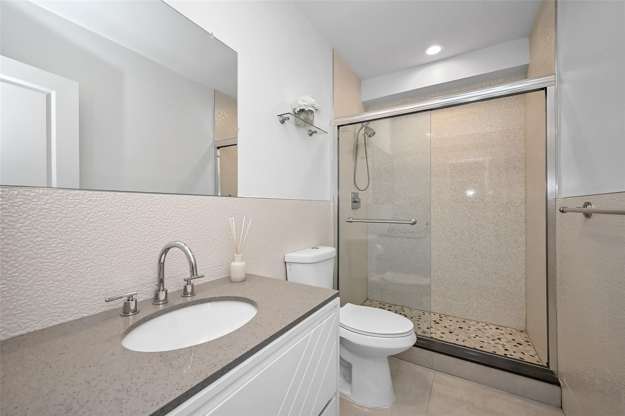 11 Knickerbocker Road, Plainview, New York image 19