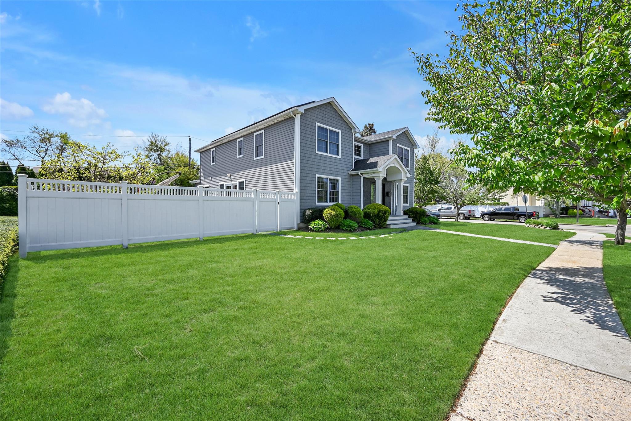 11 Knickerbocker Road, Plainview, New York image 27