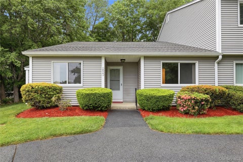 Condo For Sale - 185 Long Hill Drive #A<br/> Yorktown Heights, NY 10598