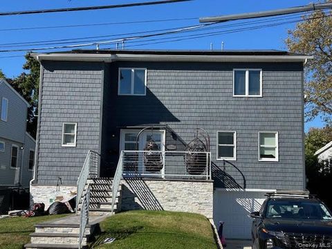 Photo of 1064 Mora Place, Woodmere, NY 11598 (MLS # 927585)