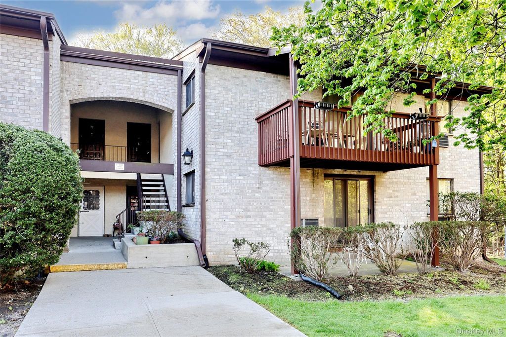 Photo of 5 Secora Road #F7, Spring Valley, NY 10977 (MLS # 990222)