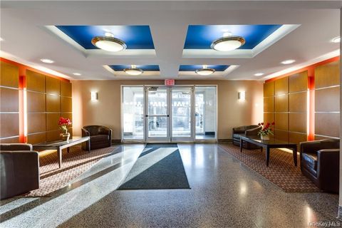 Condo For Sale - 1133 Midland Avenue #3L<br/> Bronxville, NY 10708