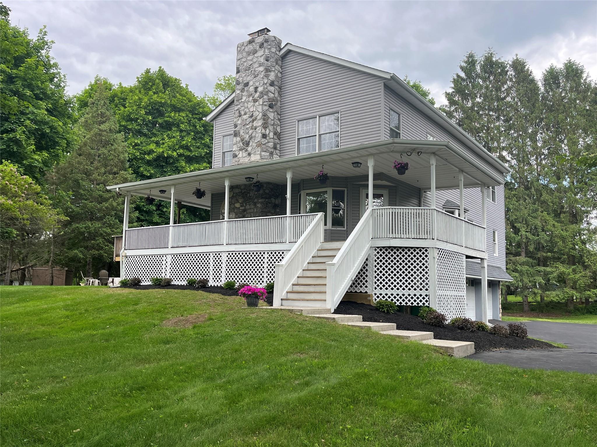 23 Saddle Rock Drive, Poughkeepsie, New York image 2