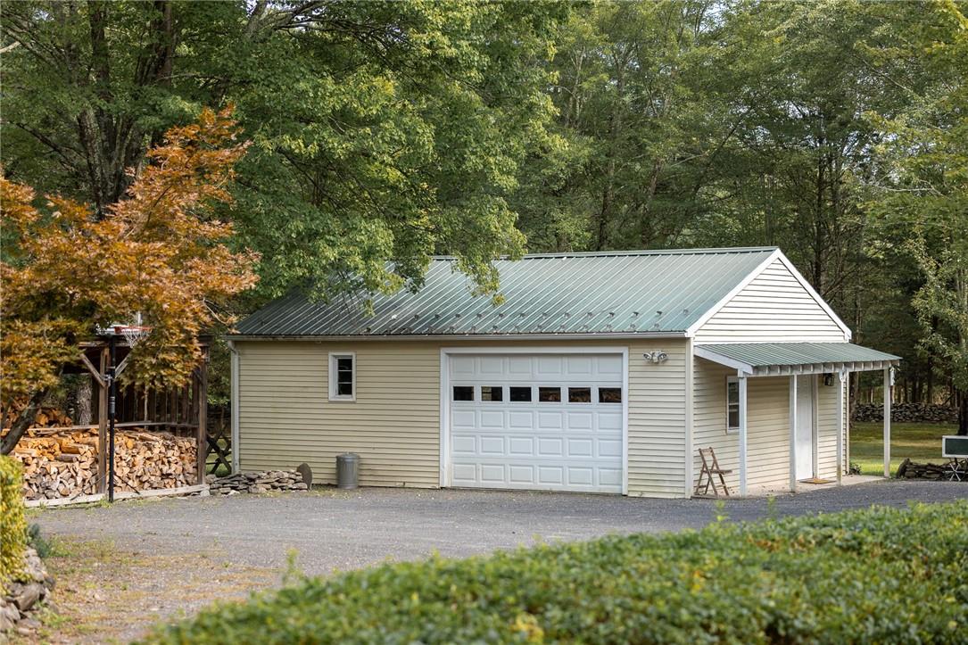 712 Queens Highway, Accord, New York image 30
