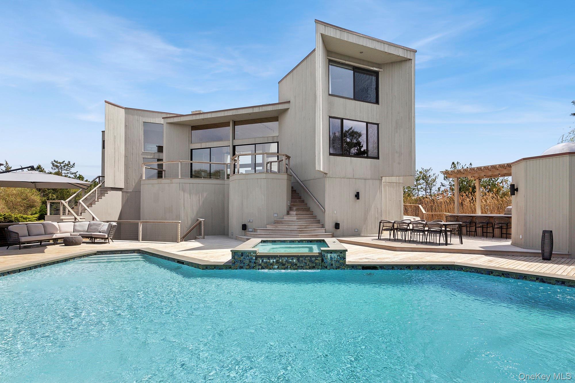 199 Dune Road