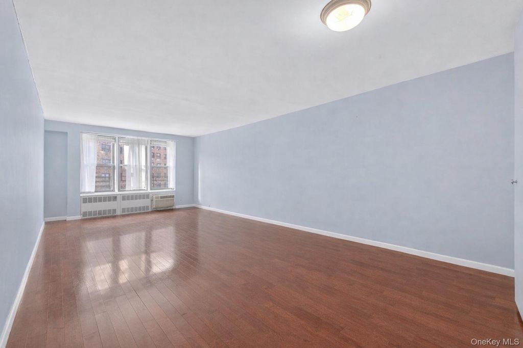 Photo of 58-03 Calloway Street #4JJ, Corona, NY 11368 (MLS # 959931)