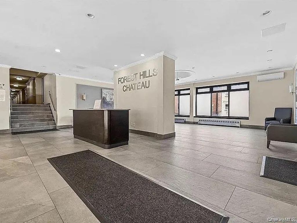 Photo of 58-03 Calloway Street #4JJ, Corona, NY 11368 (MLS # 959931)