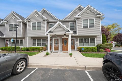 Condo For Sale - 608 Carman Avenue #C2<br/> Westbury, NY 11590