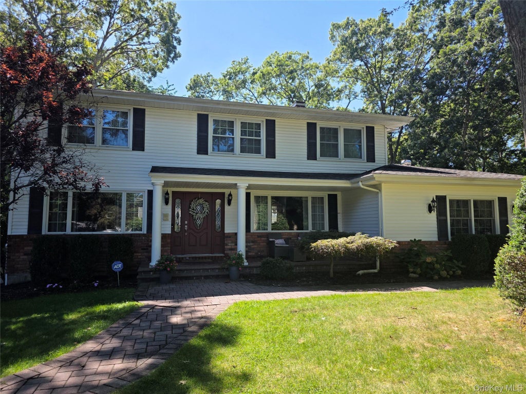 Photo of 2 Deerfield Drive, Lake Grove, NY 11755 (MLS # 1063938)