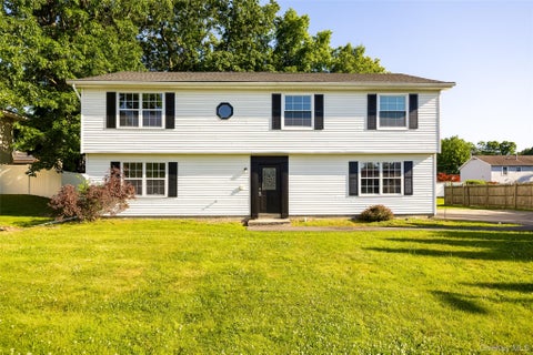 Homes For Sale - 14 Hawkins Street<br/> Poughkeepsie, NY 12601