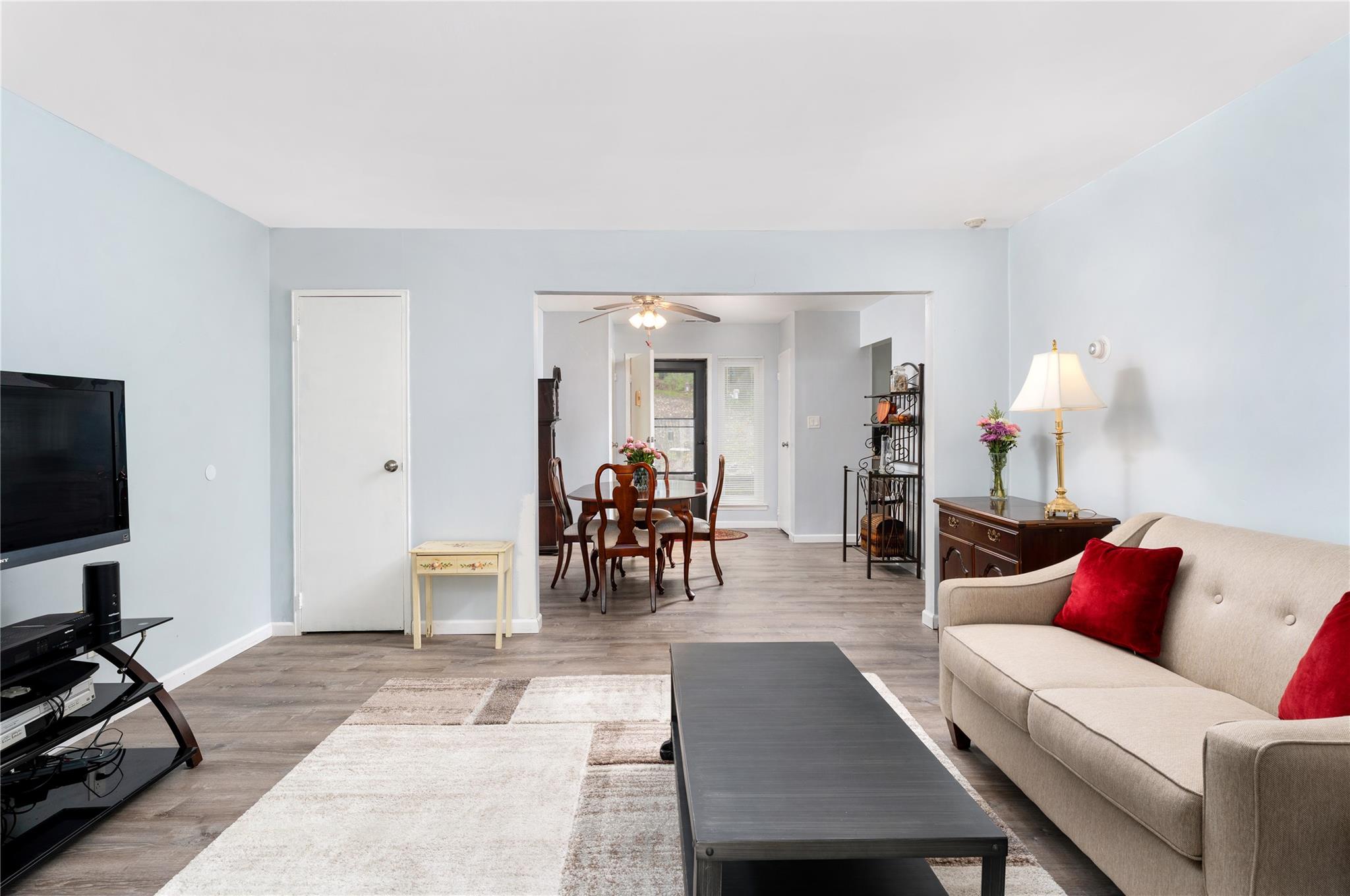 13 Beech Ct #13, Selden, New York image 7