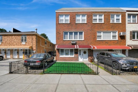 Multifamily For Rent - 561 Logan Avenue<br/> Bronx County, Bronx, NY 10465